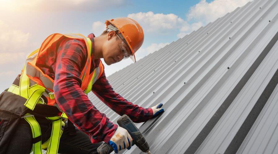 Professional Emergency Roof Repairs services in Baroda, MI